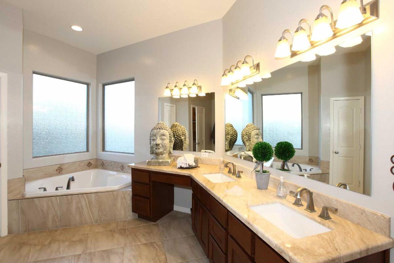 Adobe Arizona Home With City And Mountain Views Queen Creek Bagian luar foto