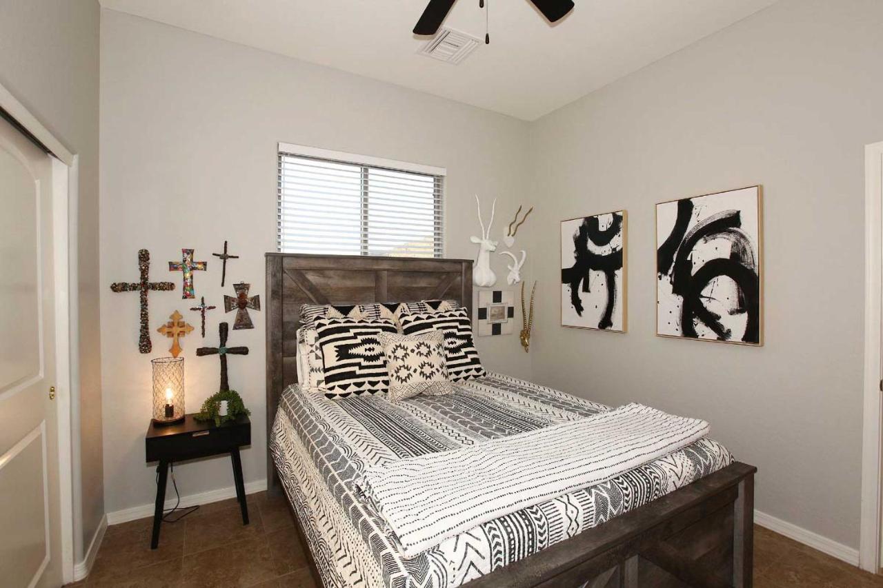 Adobe Arizona Home With City And Mountain Views Queen Creek Bagian luar foto